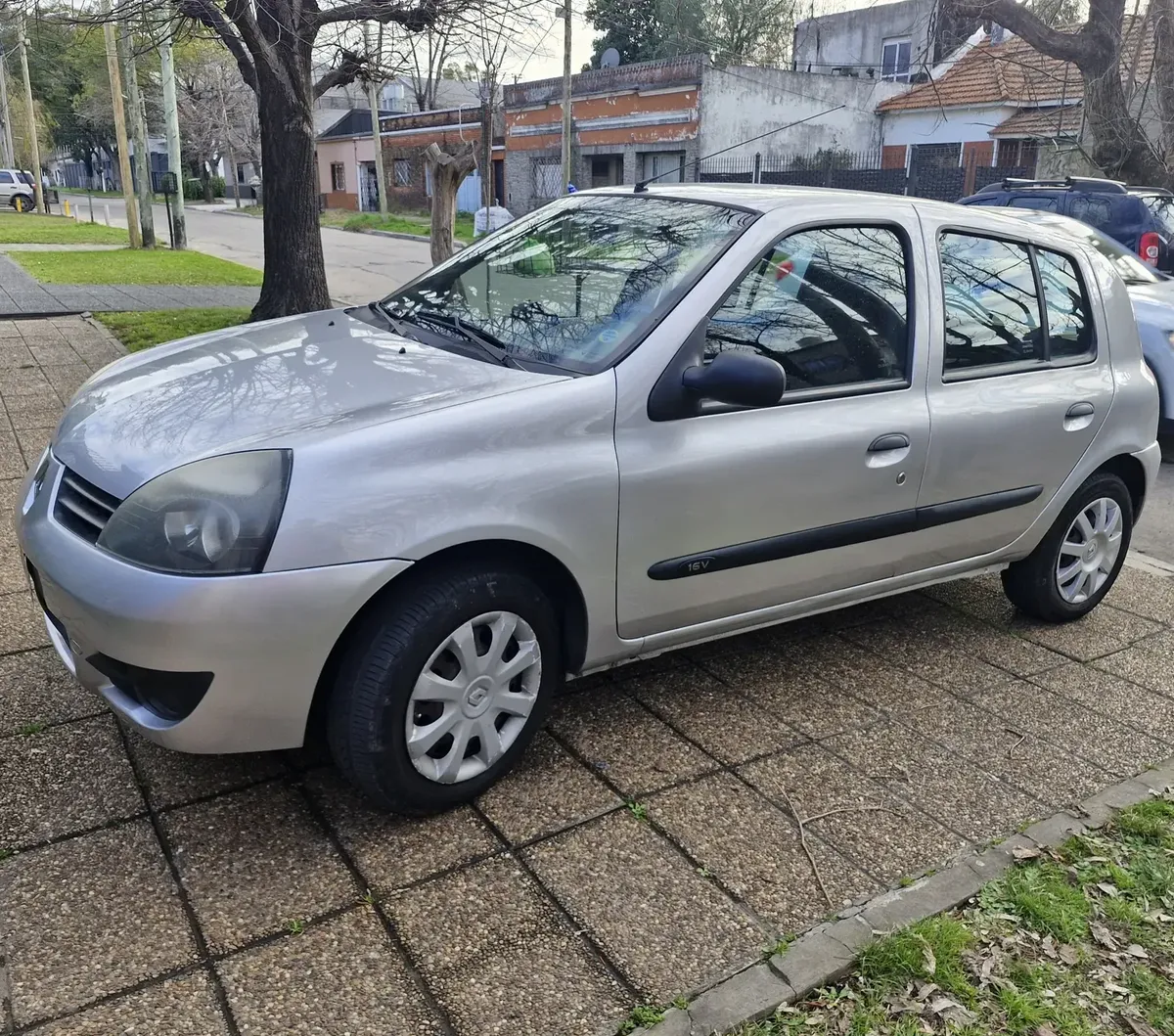 Renault Clio 1.2 Mío Authentique