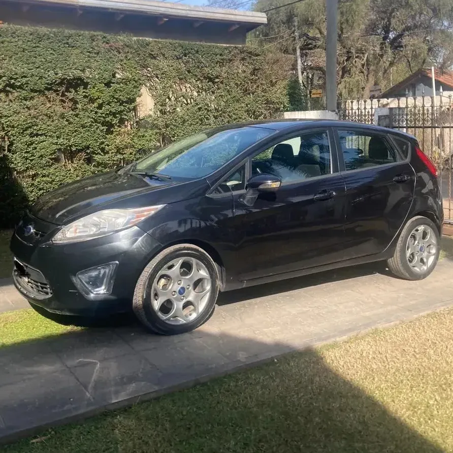 Ford Fiesta Kinetic 1.6 Design 120cv Titanium