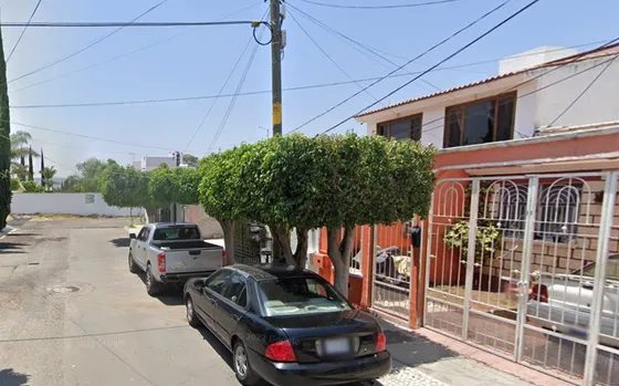 Casa En Venta En Valle De Los Olivos San José Olvera Corregidora Querétaro  Lf*