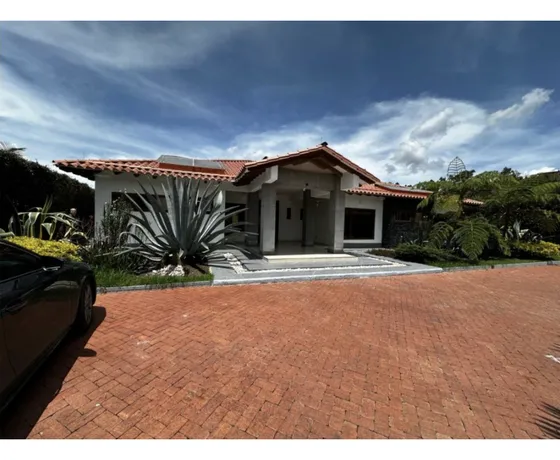 Venta Casa Llanogrande Cerca Al Aeropuerto 