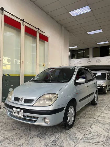 Renault Scenic2 1.9 Rxe Privilege I