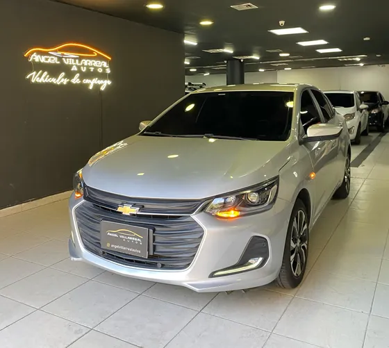 Chevrolet Onix 1.0t Premier Sedan At