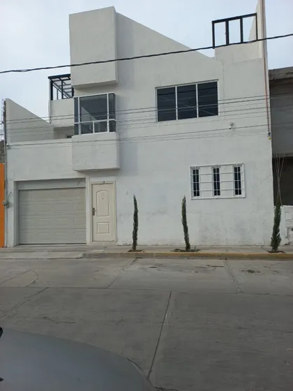Excelente Casa En Colonia Rojo Gómez Pachuca