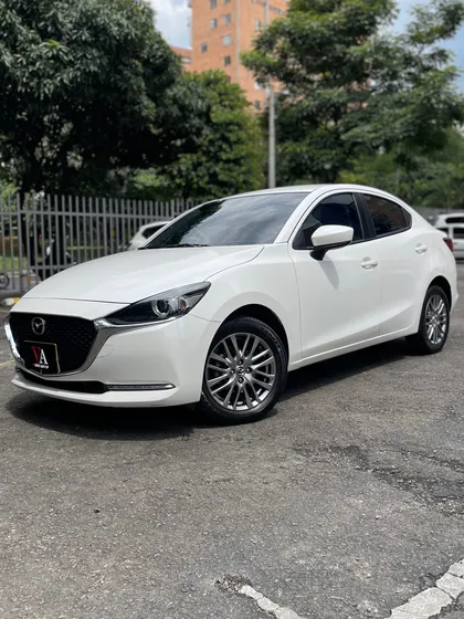 Mazda 2 1.5 Grand Touring Automatico