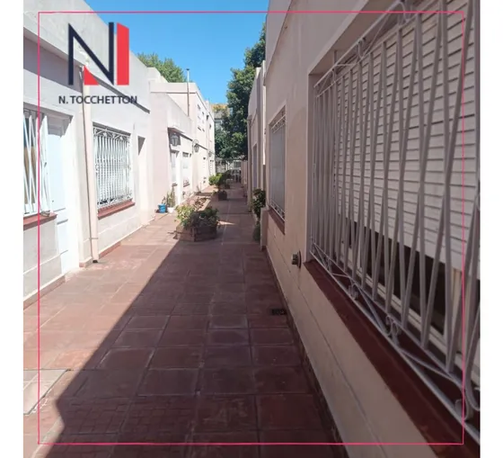 Alquiler De Ph En Pleno Centro De Castelar En Complejo Cerrado