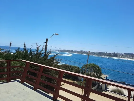 Venta De Casa Frente Al Mar En El Quisco