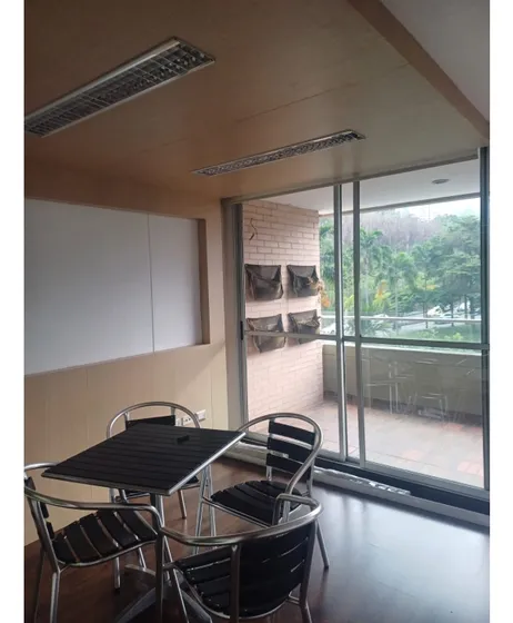 Rhbr-14432 (oficina) Piso 3 (poblado, Las Palmas)