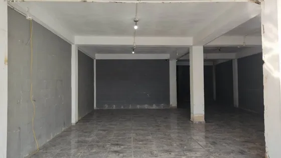 Local De Comercial En Av Bolivar De Naguanagua (yalv)