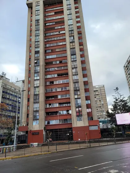 Metro La Católica. Remodelado!