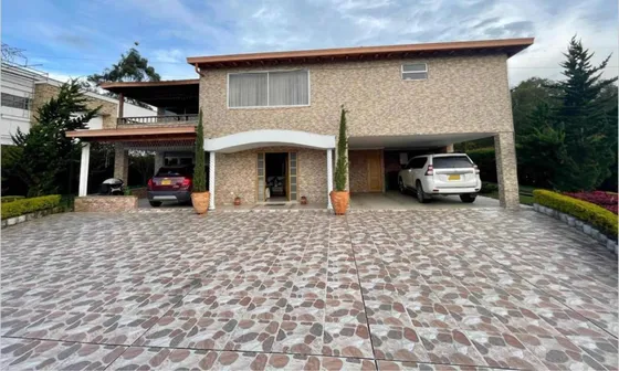 Casa Llanogrande, Milla De Oro