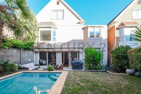 Casa En Condominio En Arriendo En La Dehesa