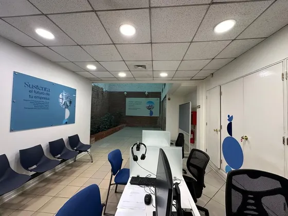 Se Vende Local Comercial De 568 M2 En Huérfanos. Santiago.