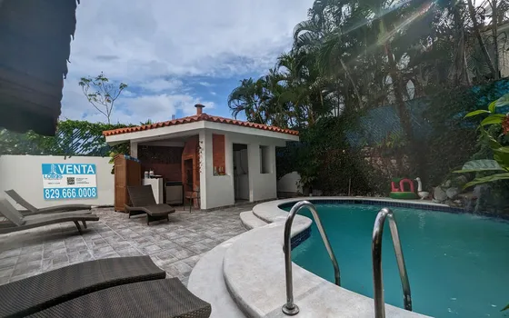 Mejor Casa En Los Corales Del Sur Y Está En Oferta