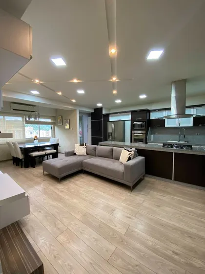 Se Alquila Apartamento Amoblado En El Parral Res. Cronus Country Club Rp