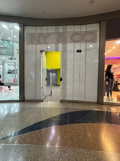 Local En Alquiler/venta, C.c. Líder