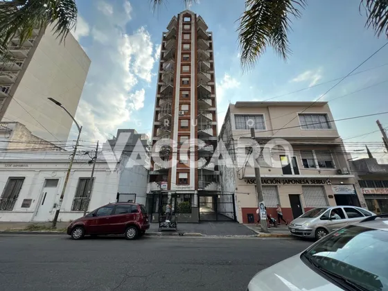 Departamento En Venta, 2 Ambientes, En Moron