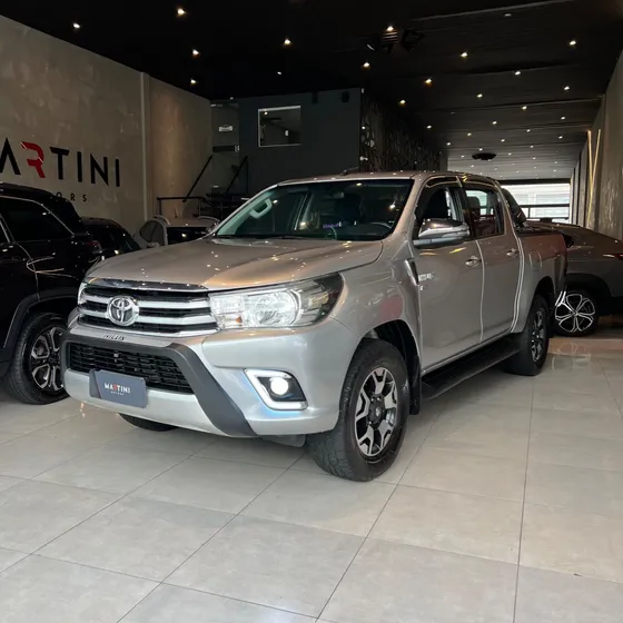 Toyota Hilux Cd Srv 4x4 2.7 Flex 16v Aut.