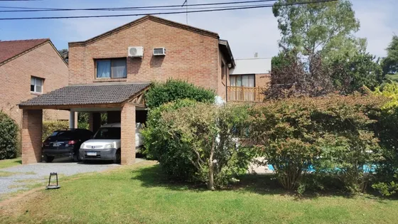 Casa En Venta En Country Banco Provincia De Bs As