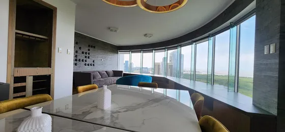 Venta En Torre Renoir - 3 Ambientes - Piso Alto - Puerto Madero