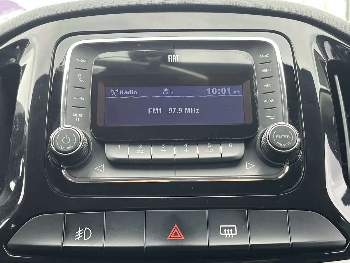 Fiat Uno WAY 14 5P63837480777985128