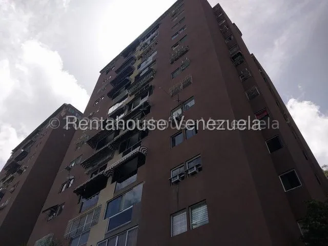 Descubre Este Espectacular Apartamento Con Excelente Distribución, Ubicado En Calle Cerrada, Teerazas De Club Hipico Rsz Ideal Para Disfrutar En Familia 