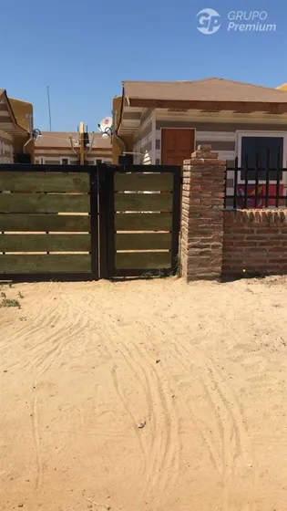 Terreno Céntrico Con Cabañas En Algarrobo
