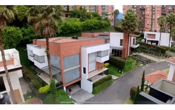 Venta De Casa Unifamiliar En Sabaneta Sector Cañaveralejo