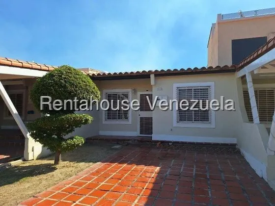 Bray Montoya Vende Linda Y Acogedora Casa En Excelente Y Lindo Urbanismo De Cabudare Con Todos Los Servicios Básicos Y Bellas Áreas Comunes 2#5#1#4#6#2#9 Bray Montoya                                  