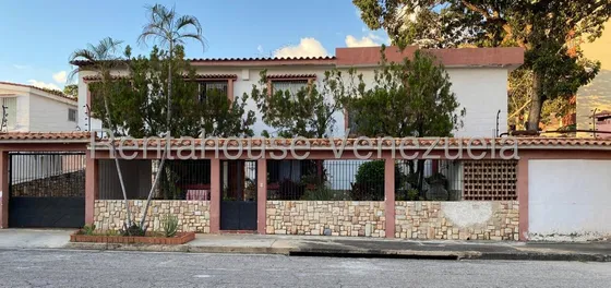 Casa En Venta Para Remodelar En Calle Cerrada Y Planta Eléctrica Urb Prebo Ii  Mls #25-18081 LG