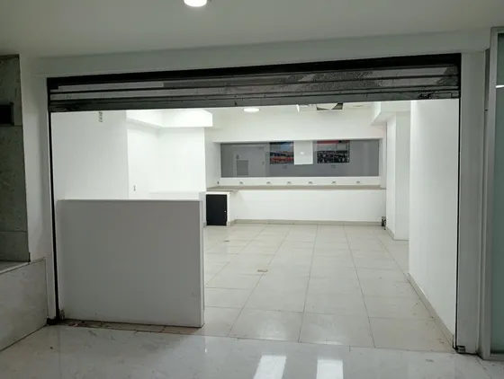 Local De 40 M2 En El Wtc