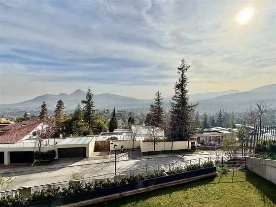 Casa Nueva En Venta, 3d/3b, En Lo Barnechea