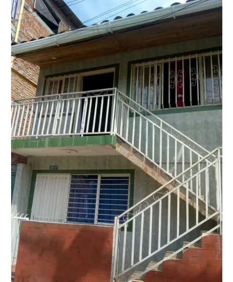 Vendo Casa Sur De Cali Barrió Lleras Camargo