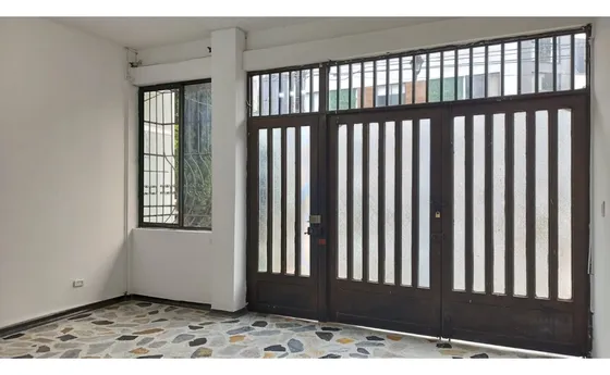 Venta O Renta Casa Amplia En Sector Comercial En Pinares Pereira
