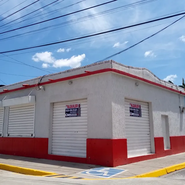 Local Comercial A Pies De Calle Lechería 