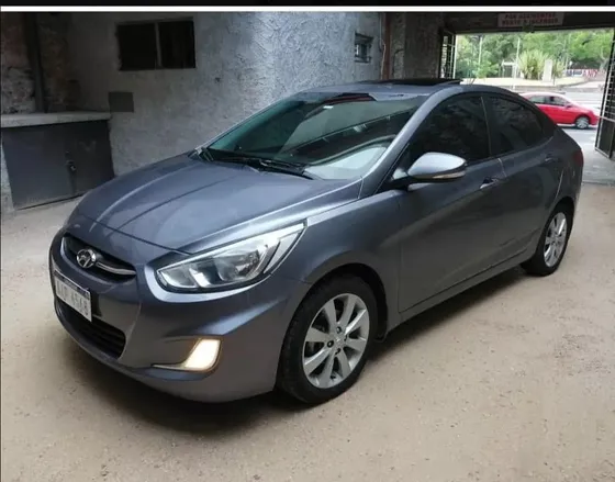 Hyundai Accent 1.4 Cvvt Super Full Limited Sedan