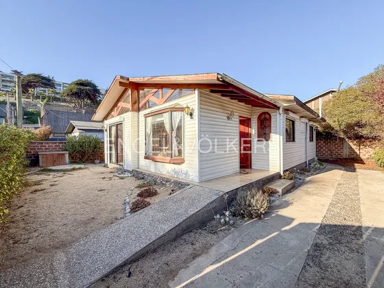 Acogedora Casa A Pasos De La Playa En La Laguna