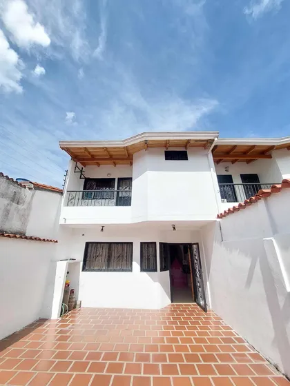 Js Casa En Venta Altos De Paramillo San Cristóbal