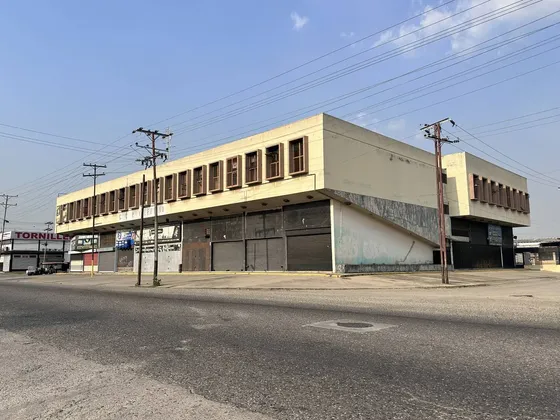 Annic Coronado Vende Centro Comercial En Venta En Av Michelena Valencia 328618