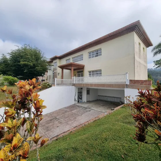 Bella Casa En San Diego De Los Altos, Zona Exclusiva Va