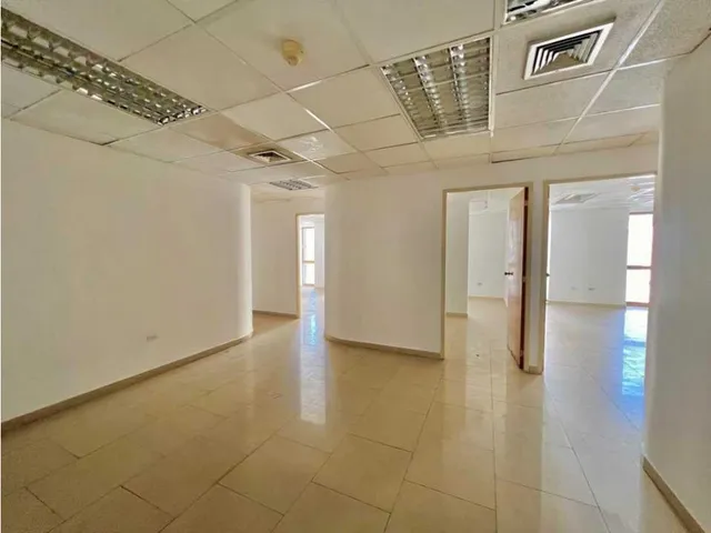 Se Vende Piso Completo En Torre Cavendes Los Palos Grandes 919 Mts 