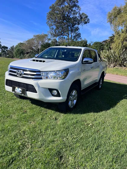 Toyota Hilux 3.0 Cd Sr Tdi 171cv 4x4 - C3