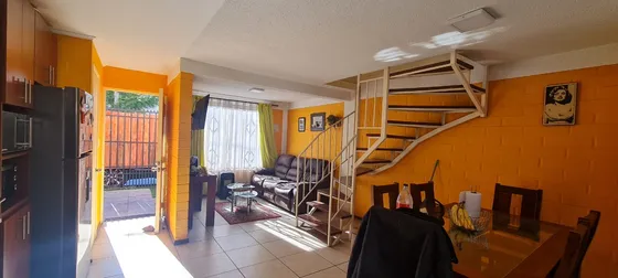 Casa 2 Pisos 2 Dormitorios 2 Baños. Bogatell Sur Puente Alto