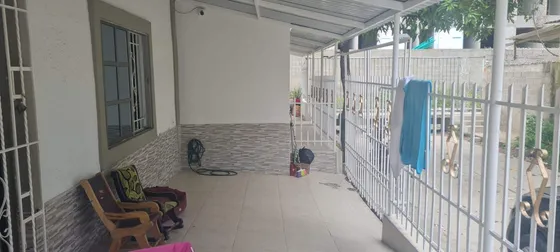 Casa Para Inversión Con Excelente Ubicación Cod. 57077