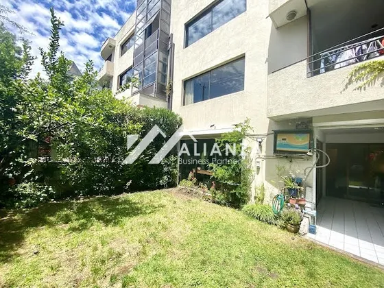 Departamento Primer Piso Con Jardín, Excelente Ubicación!!!!
