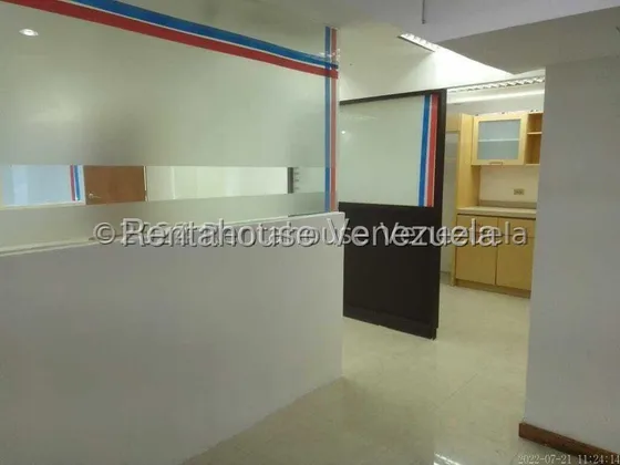 Local En Alquiler En El Rosal Ca 25-21753 Yg