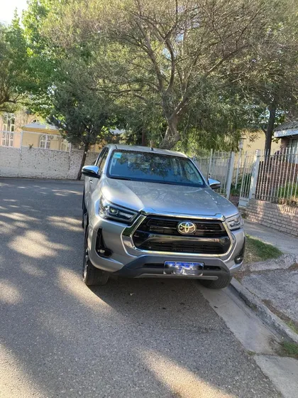 Toyota Hilux Pick-up 2.8 Cd Srx 177cv 4x4 At