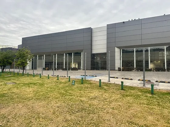 Venta De Propiedad Comercial En Ciudad Empresarial