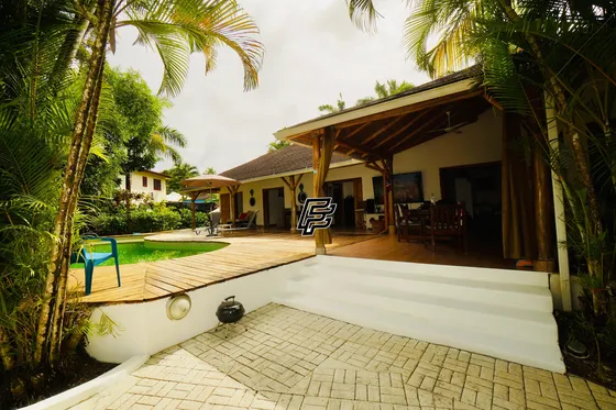 Alquiler Largo Plazo ¡tu Refugio Ideal En Las Terrenas! Villa Con Piscina Privada Y Ubicación Estratégica