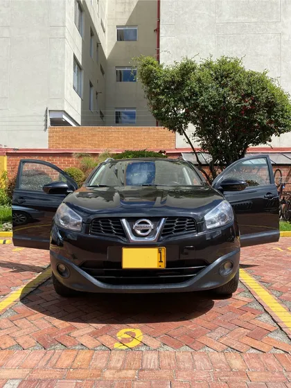 Nissan Qashqai 2.0l 4wd +2 4x2