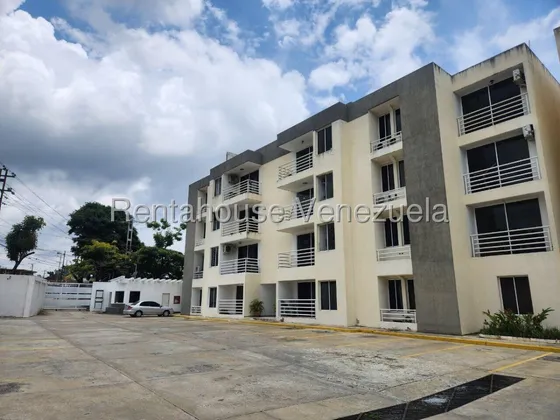 Sorangel Vargas Vende Comodo Apartamento Los Jabillos Cabudare Mls #25-20509